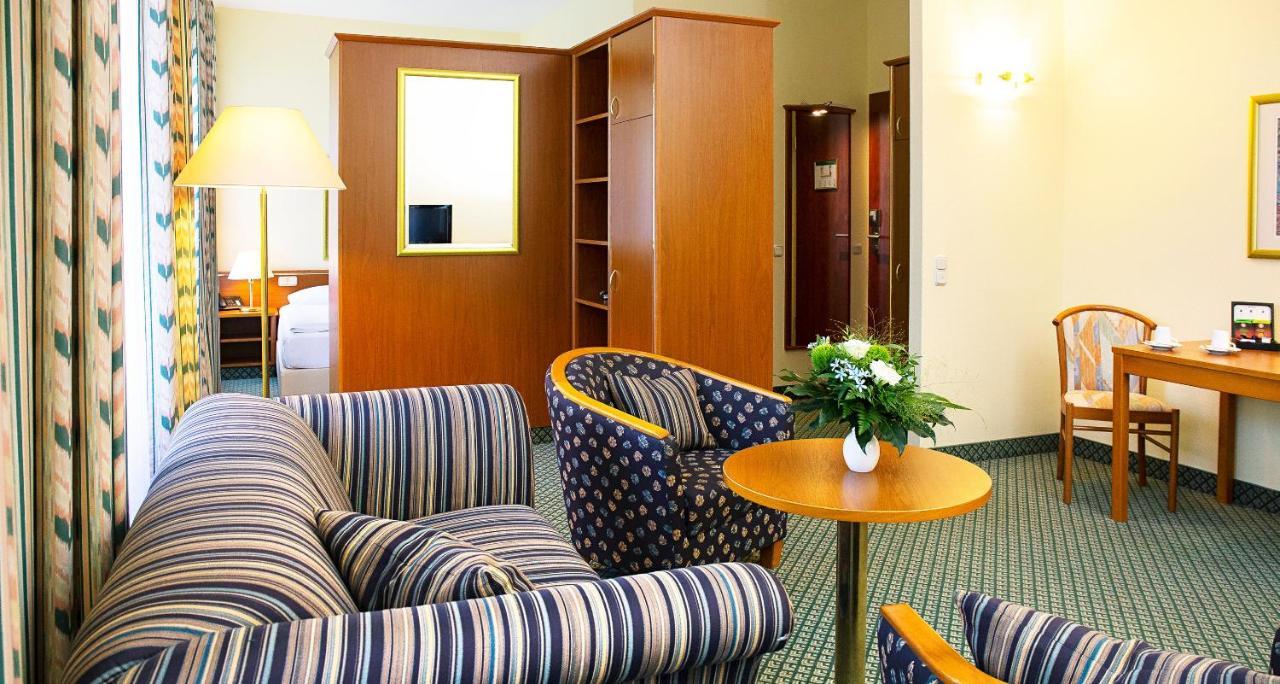Victor'S Residenz-Hotel Гера Экстерьер фото